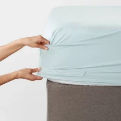 300 Thread Count Ultra Soft Fitted Sheet - Threshold -Decor Home GUEST 1adac226 92d8 42b2 ad3d b54a70e3fa98